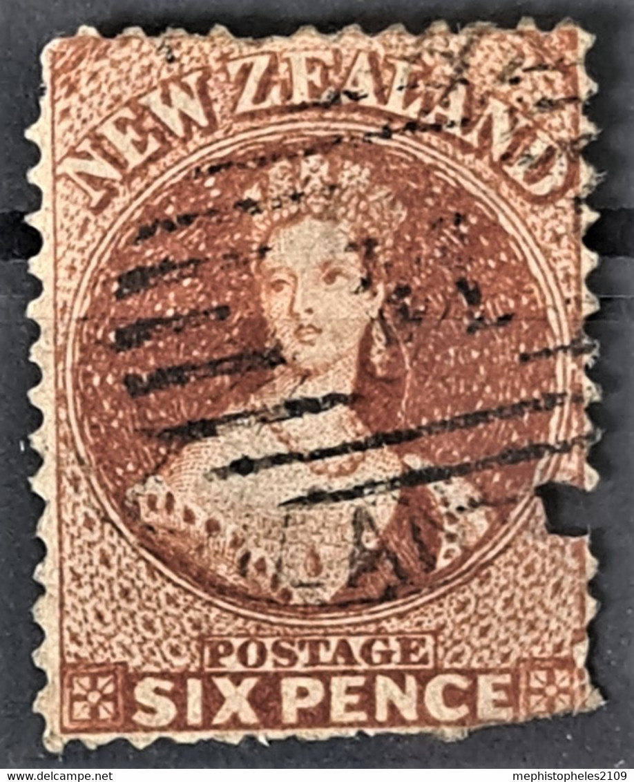 NEW ZEALAND 1864 - Canceled - Sc# 29B - 6d - Damaged On Lower Right Corner - Usati