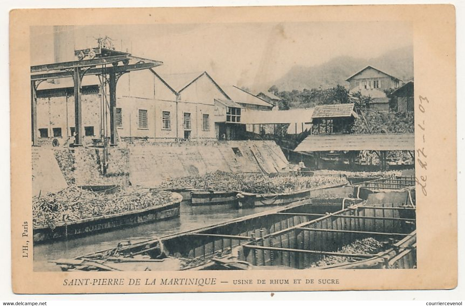 CPA - SAINT PIERRE (MARTINIQUE) - Usine De Rhum Et De Sucre - Autres & Non Classés