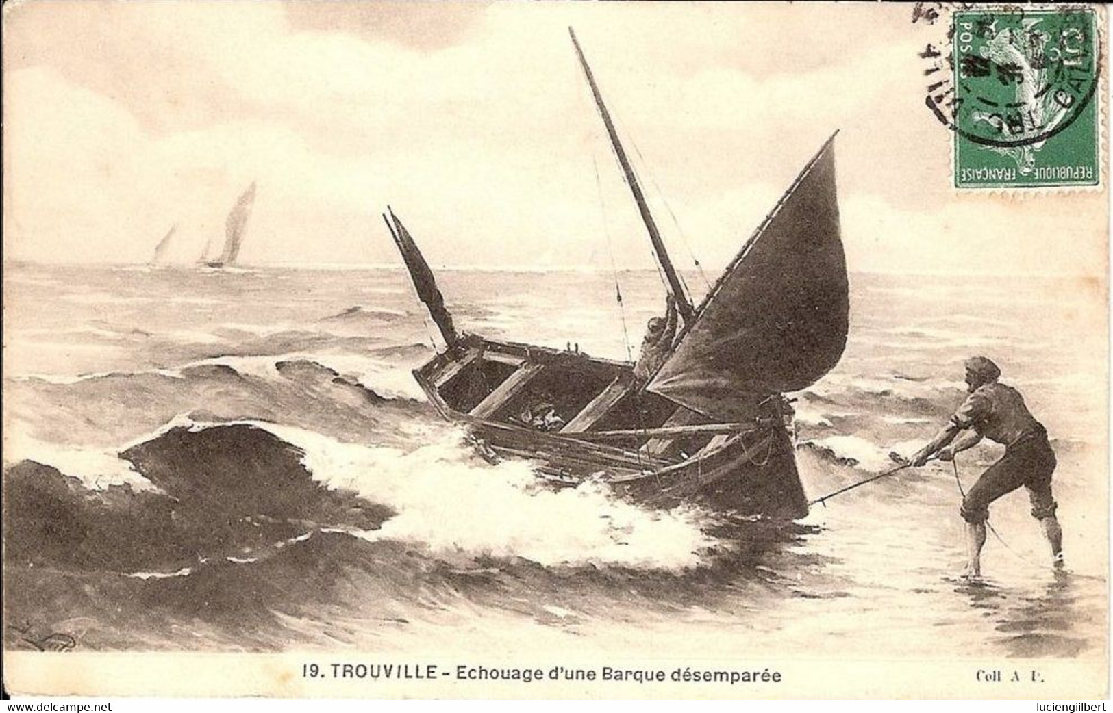 CPA CALVADOS (14)   -  TROUVILLE   -   Echouage D'une Barque Désemparée - Trouville