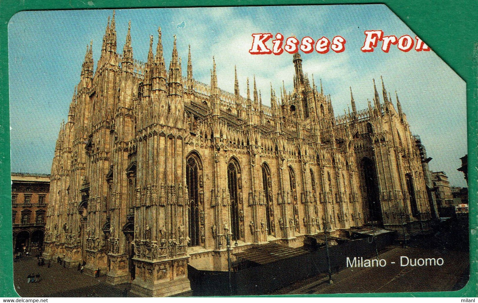 Kisses From - Milano - Duomo - Public Practical Advertising