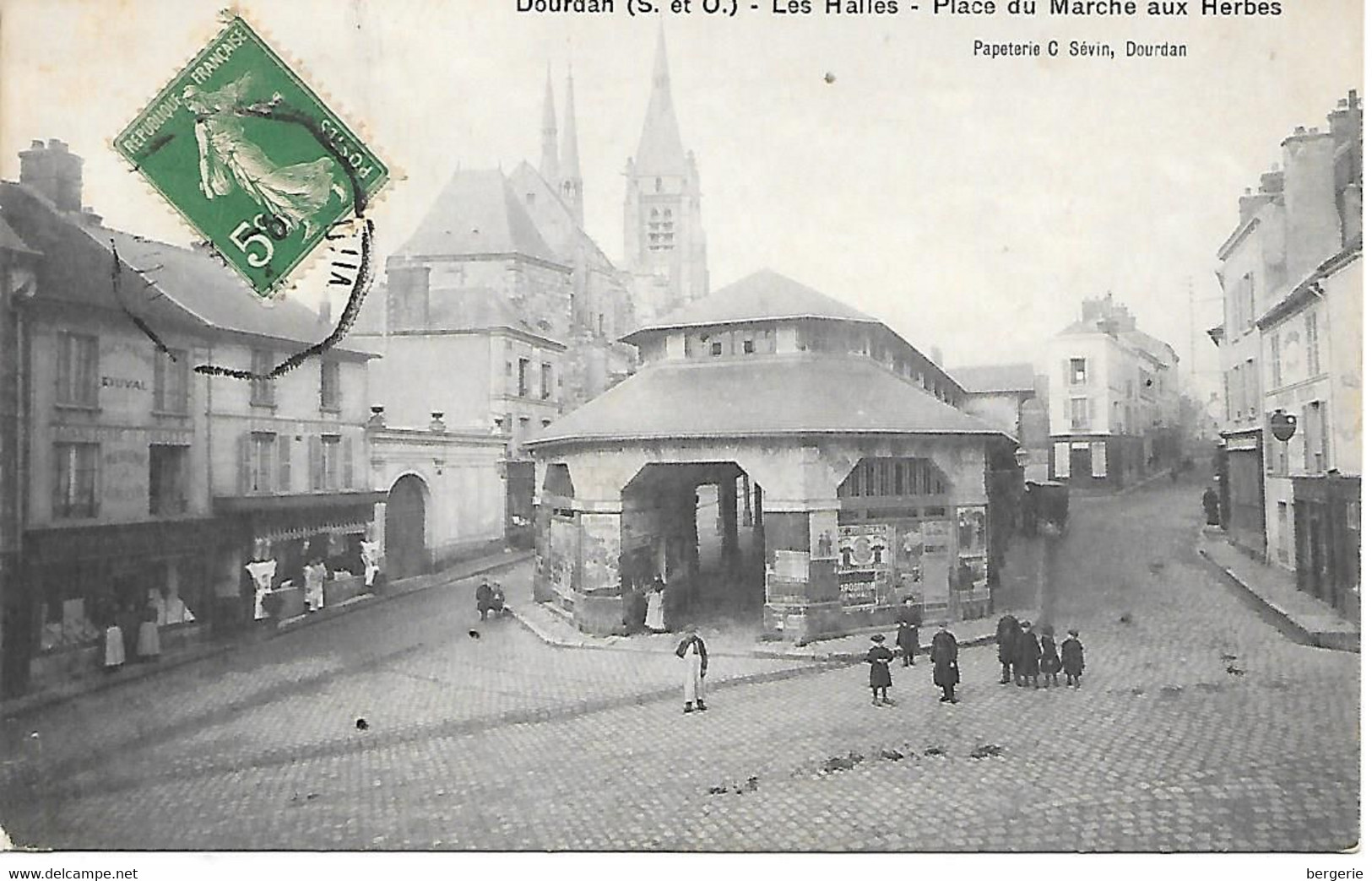 A/359             91        Dourdan        Les Halles      - Place Du Marché Aux Herbes - Dourdan