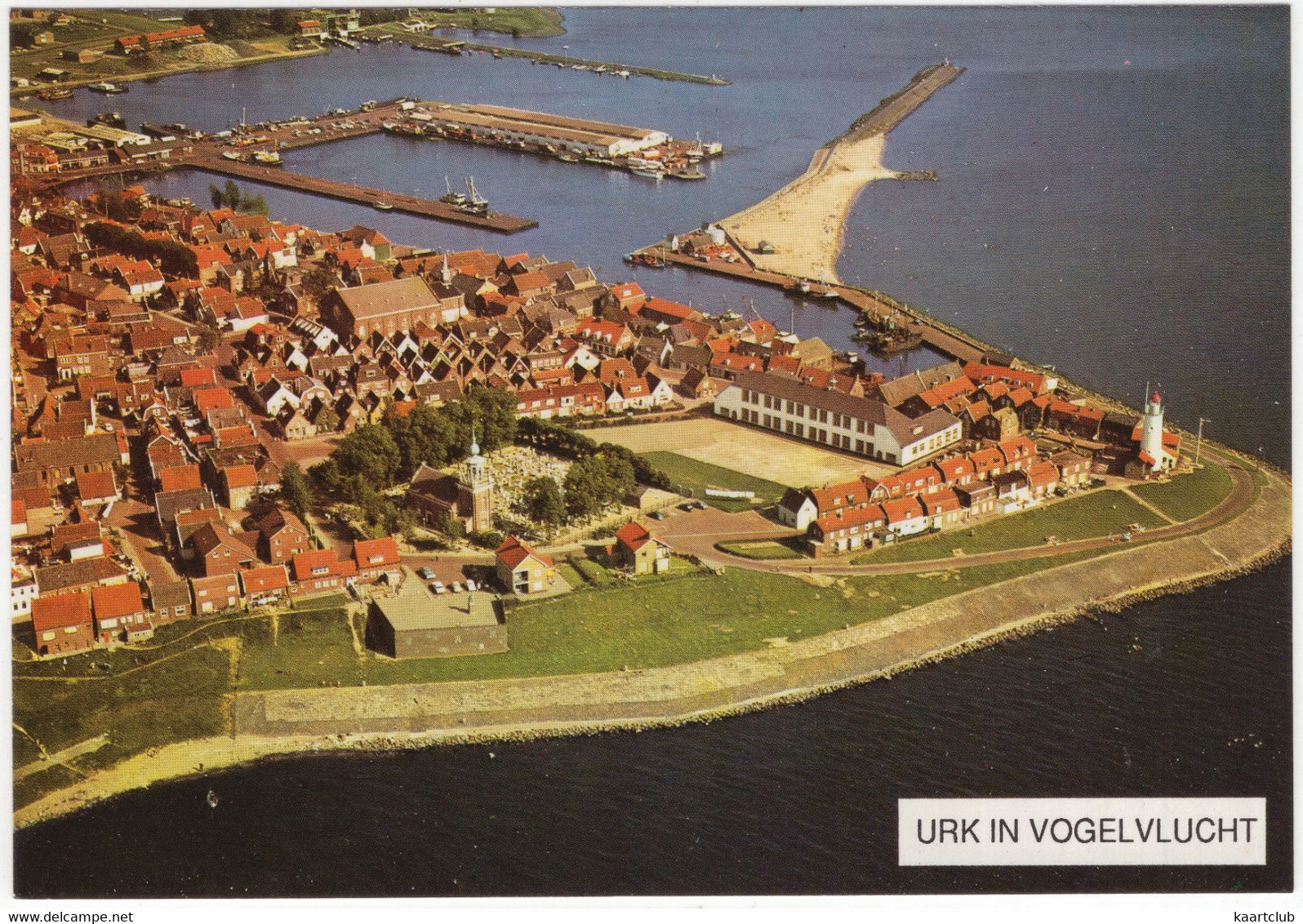 Gezicht Op Urk Vanuit De Lucht -  (Nederland / Holland) - URK 27 - Urk In Vogelvlucht - Urk