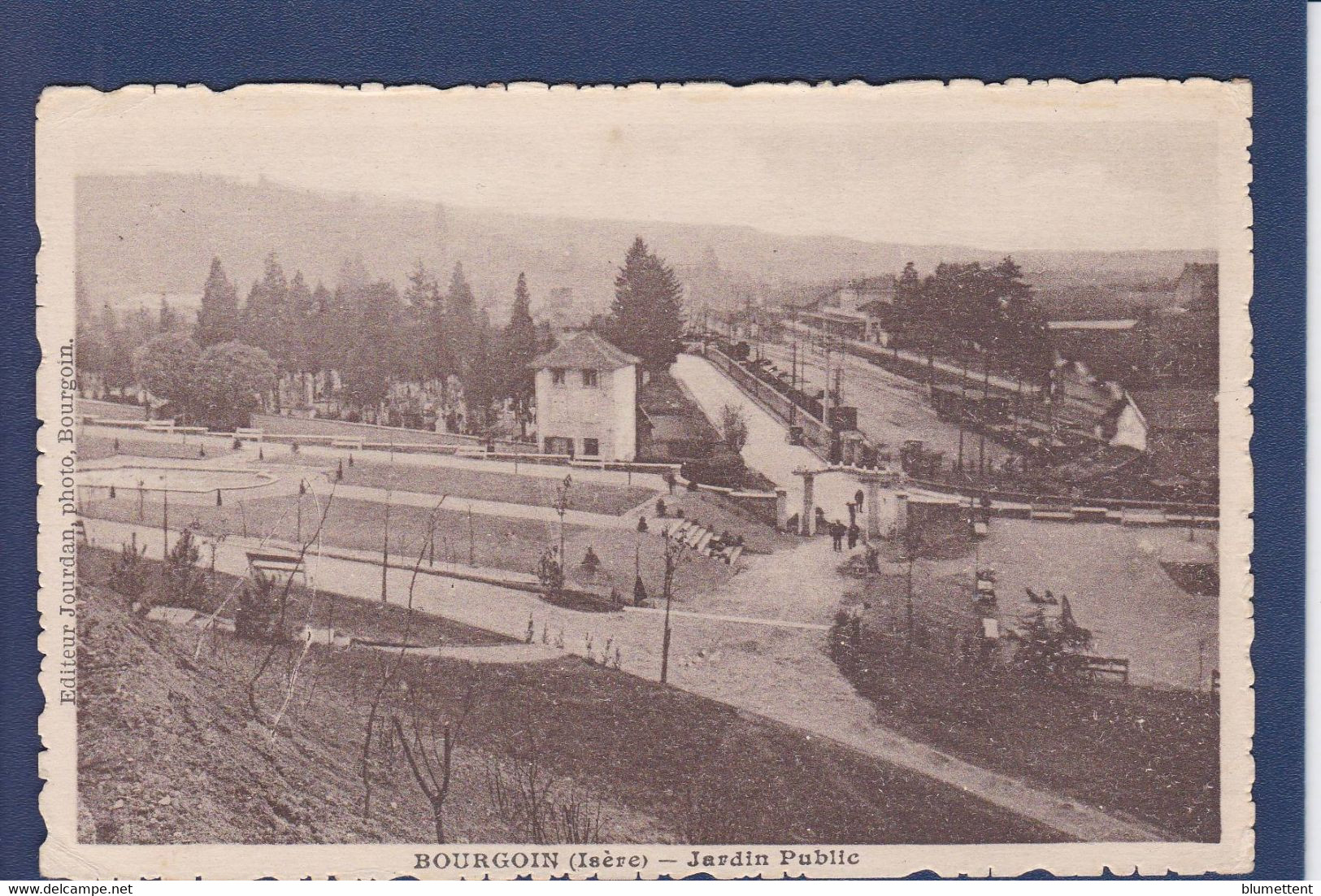 CPA [38] Isère > Bourgoin Circulé - Bourgoin