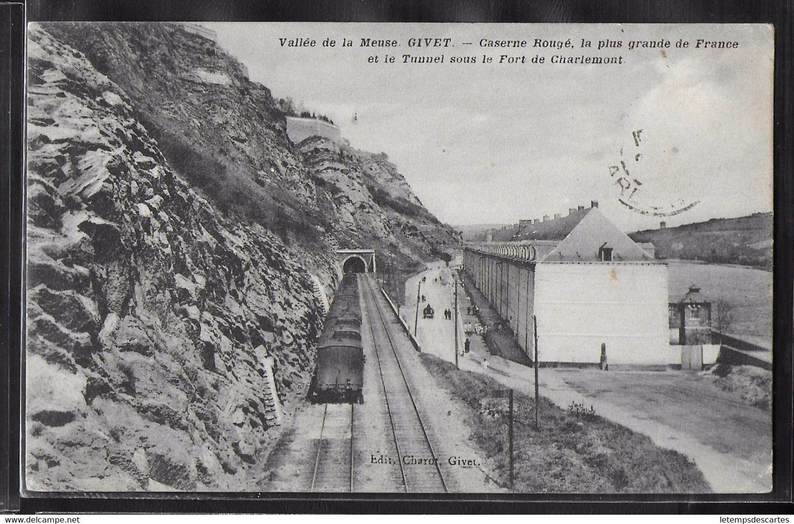 CPA 08 - Givet, Caserne Rouge - La Plus Grande De France Et Le Tunnel Sous Le Fort De Charlemont - Givet
