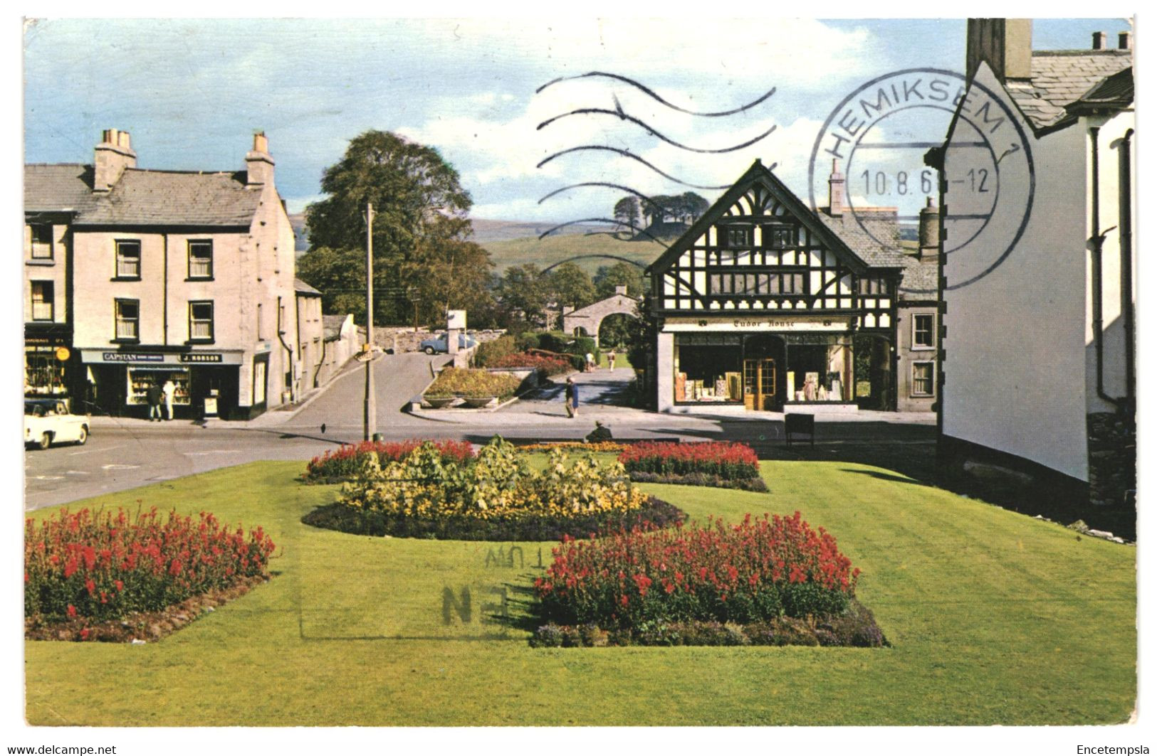 CPSM - Carte Postale -Royaume Uni- Kendal- The Gardens Gilling  Gate  1968 VM35653 - Kendal