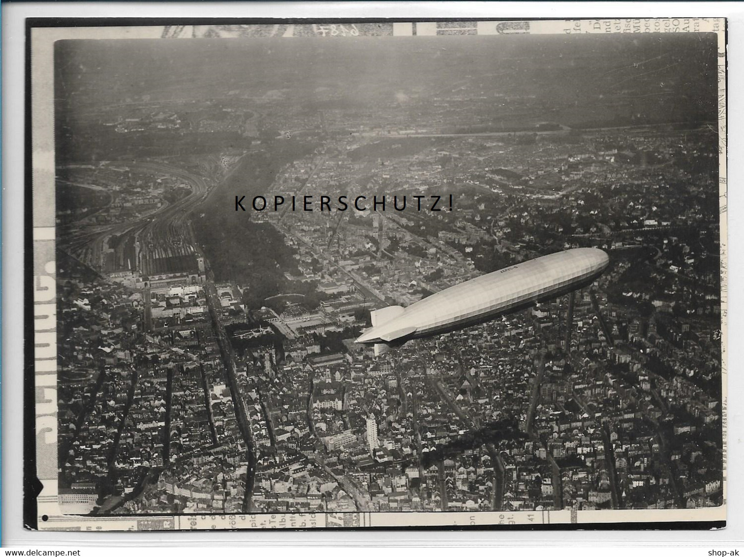 ZZ-5553/ Zeppelin über Stuttgart   Seltenes Foto Luftbild 18 X 13 Cm   - Stuttgart