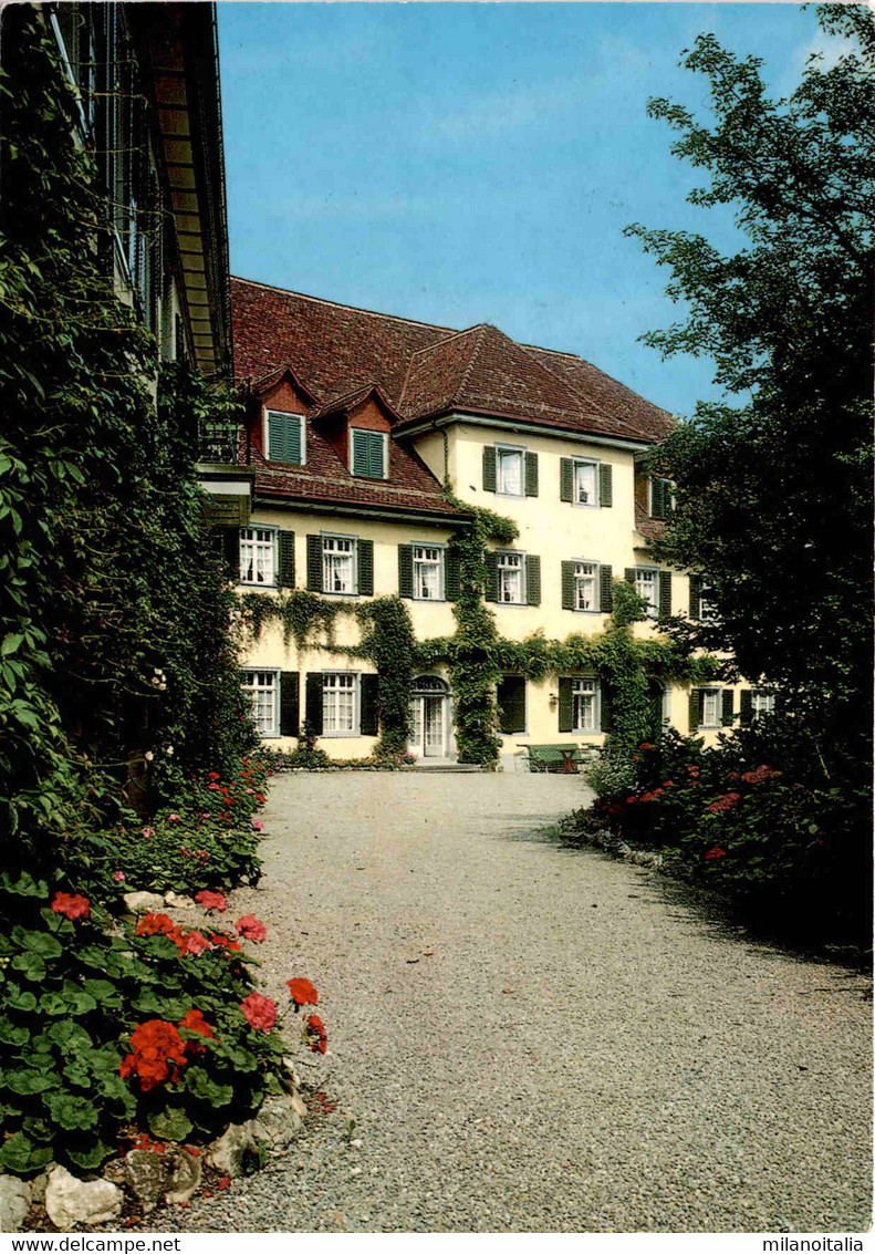 Klinik Schloss Mammern TG (37872) * 4. 10. 1990 - Mammern