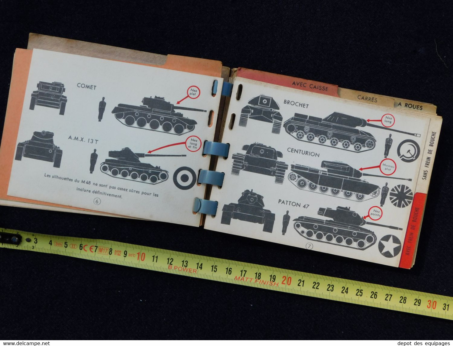 ARME BLINDEE / CAVALERIE : CARNET DE SILHOUETTES ENGINS BLINDES daté 1953