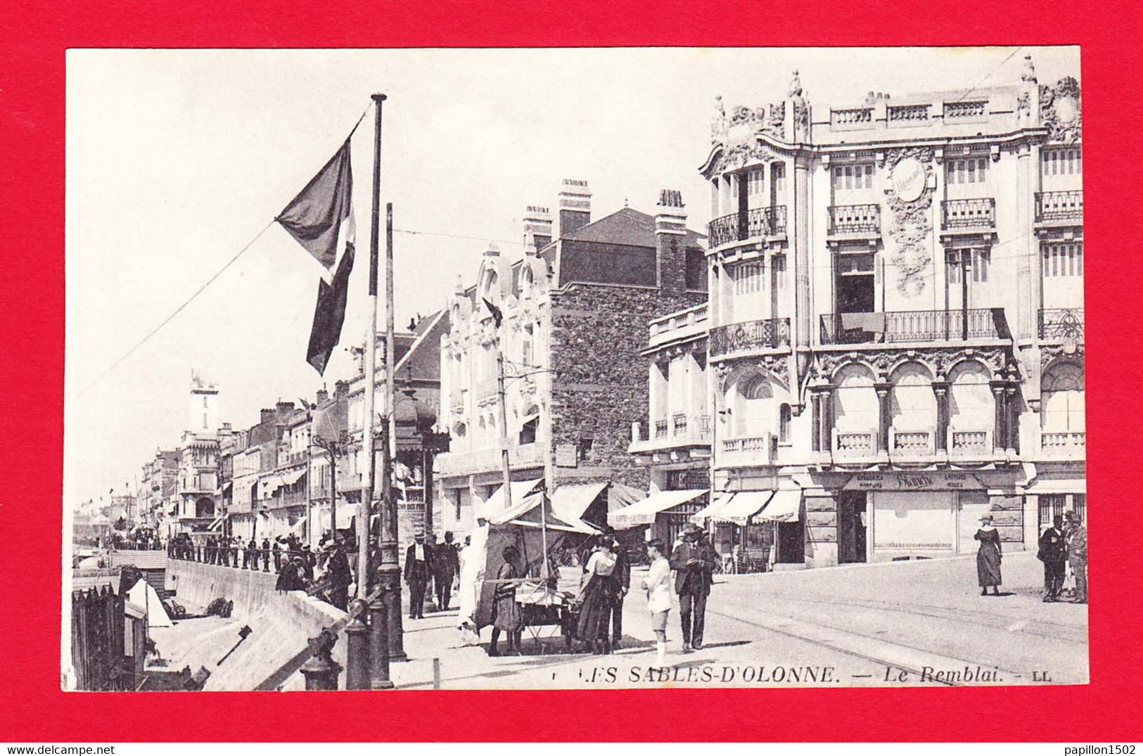 F-85-Sables D'Olonne-62PH16  Le Remblai, Belle Animation, Marchand Ambulant, Cpa BE - Sables D'Olonne