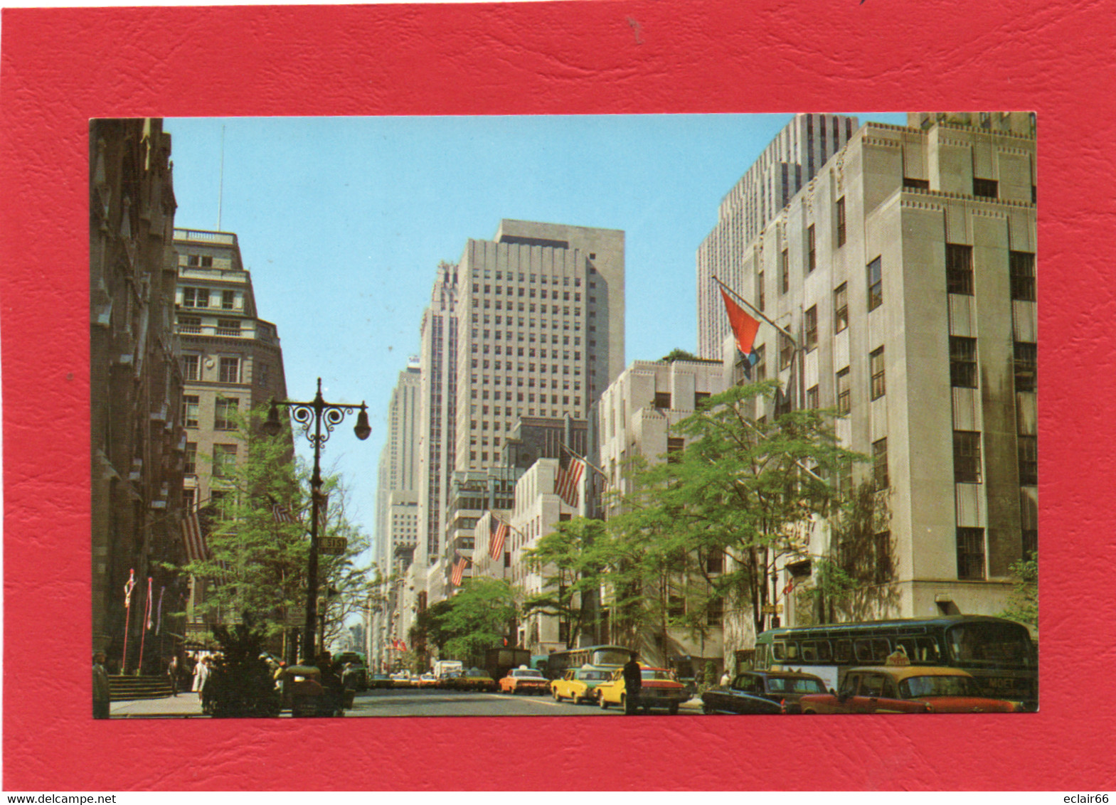 NEW YORK CITY  THE FAMOUS FIFH  CPM Année 1970 Voitures D'époque - Time Square