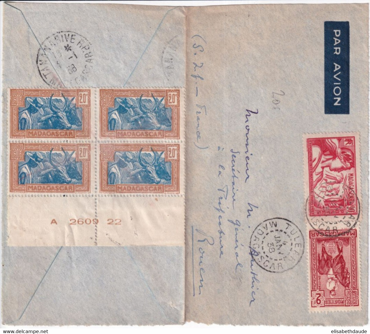 MADAGASCAR - 1938 - ENVELOPPE De TULEAR Par AVION Avec BLOC De 4 + EXPO 37 => ROUEN - Cartas & Documentos