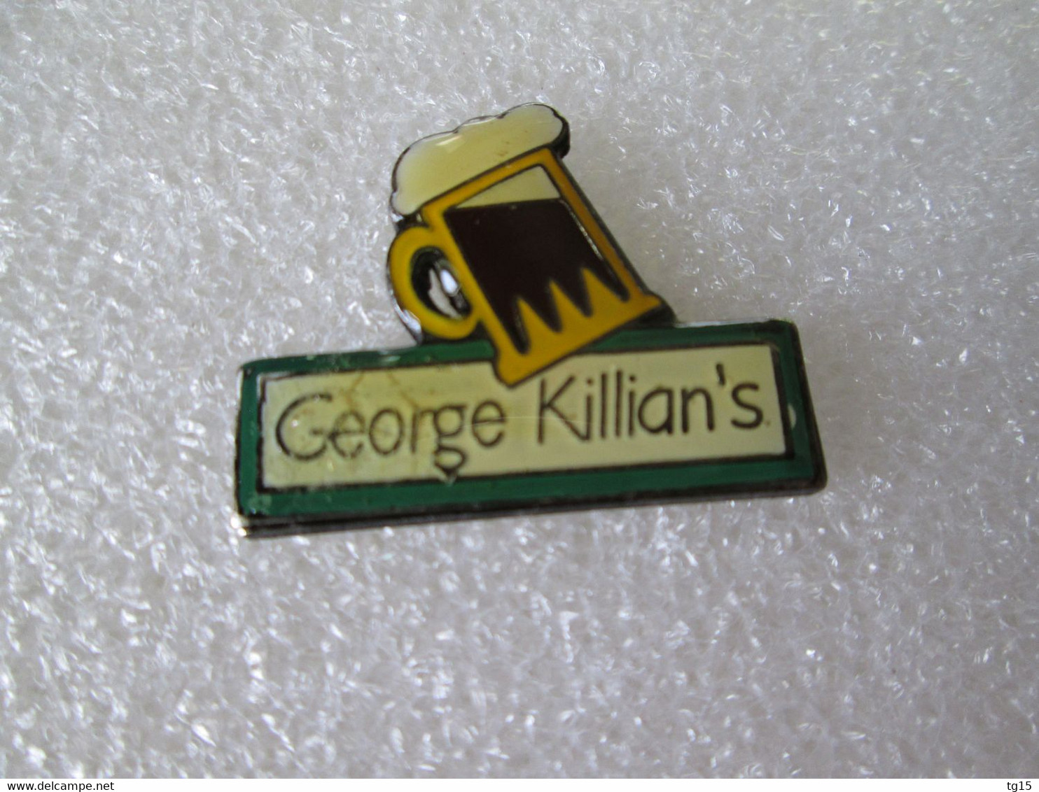 PIN'S        BIERE   GEORGE  KILLIAN'S - Bière
