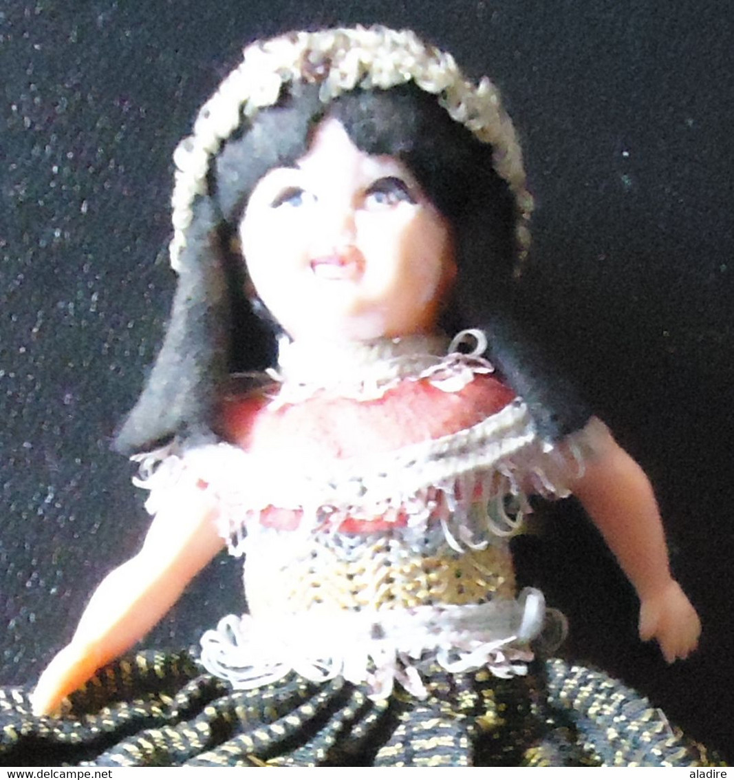 9 - POUPEE,  DOLL  , PUPPE  , BAMBOLA  , MUNECA  , BONECA  , POP , 娃娃 , кукла  , κούκλα -  دمي - Bambole