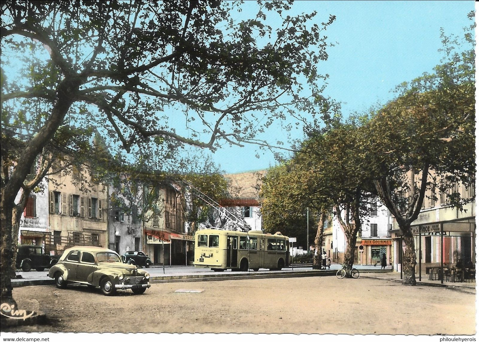 CPA 83 LA VALETTE Rond-point Général Leclerc - La Valette Du Var