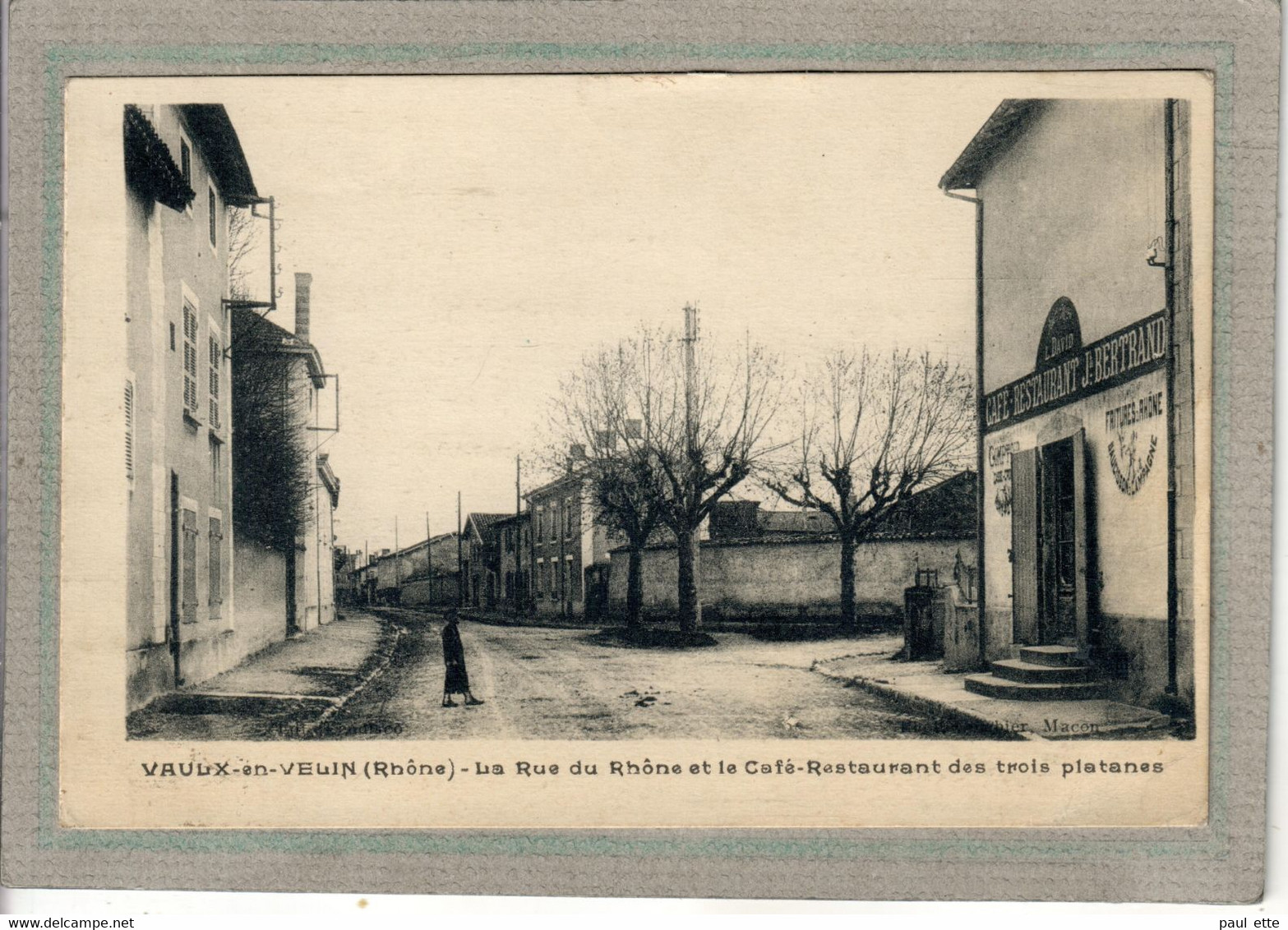 CPA - VAULX-en-VELIN (69) VAUX-en-VELIN - Aspect De La Rue Du Rhône Et Du Café Des Trois Platanes En 1931 - Vaux-en-Velin