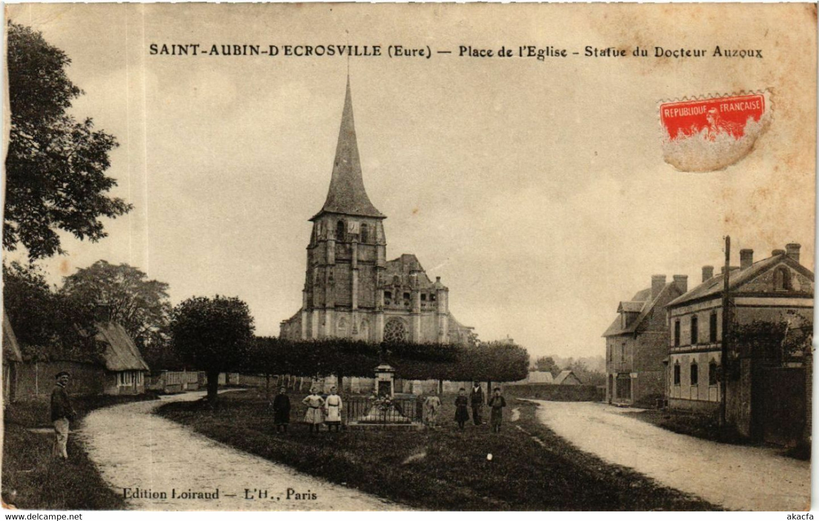 CPA AK St-AUBIN D'ECROSVILLE - Place De L'Église (478311) - Saint-Aubin-d'Ecrosville