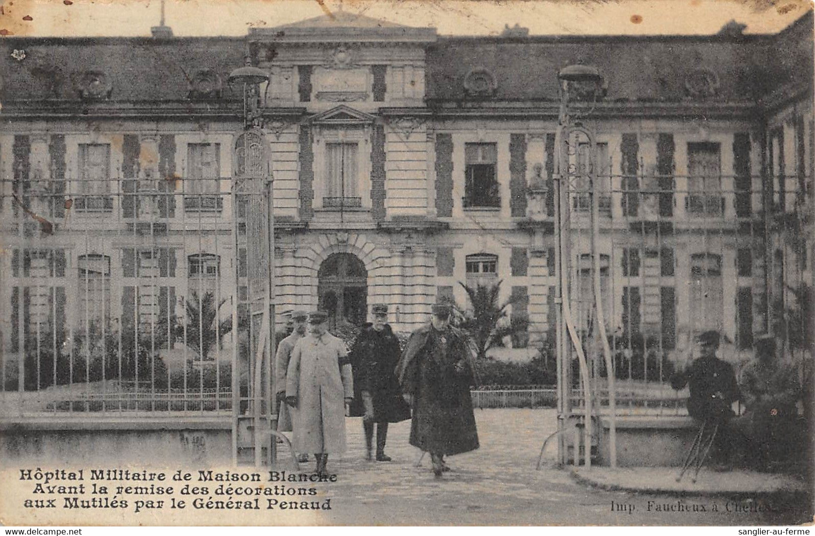 CPA 93 HOPITAL MILITAIRE DE MAISON BLANCHE AVANT REMISE DES DECORATIONS AUX MUTILES PAR LE GENERAL PENAUD - Andere & Zonder Classificatie