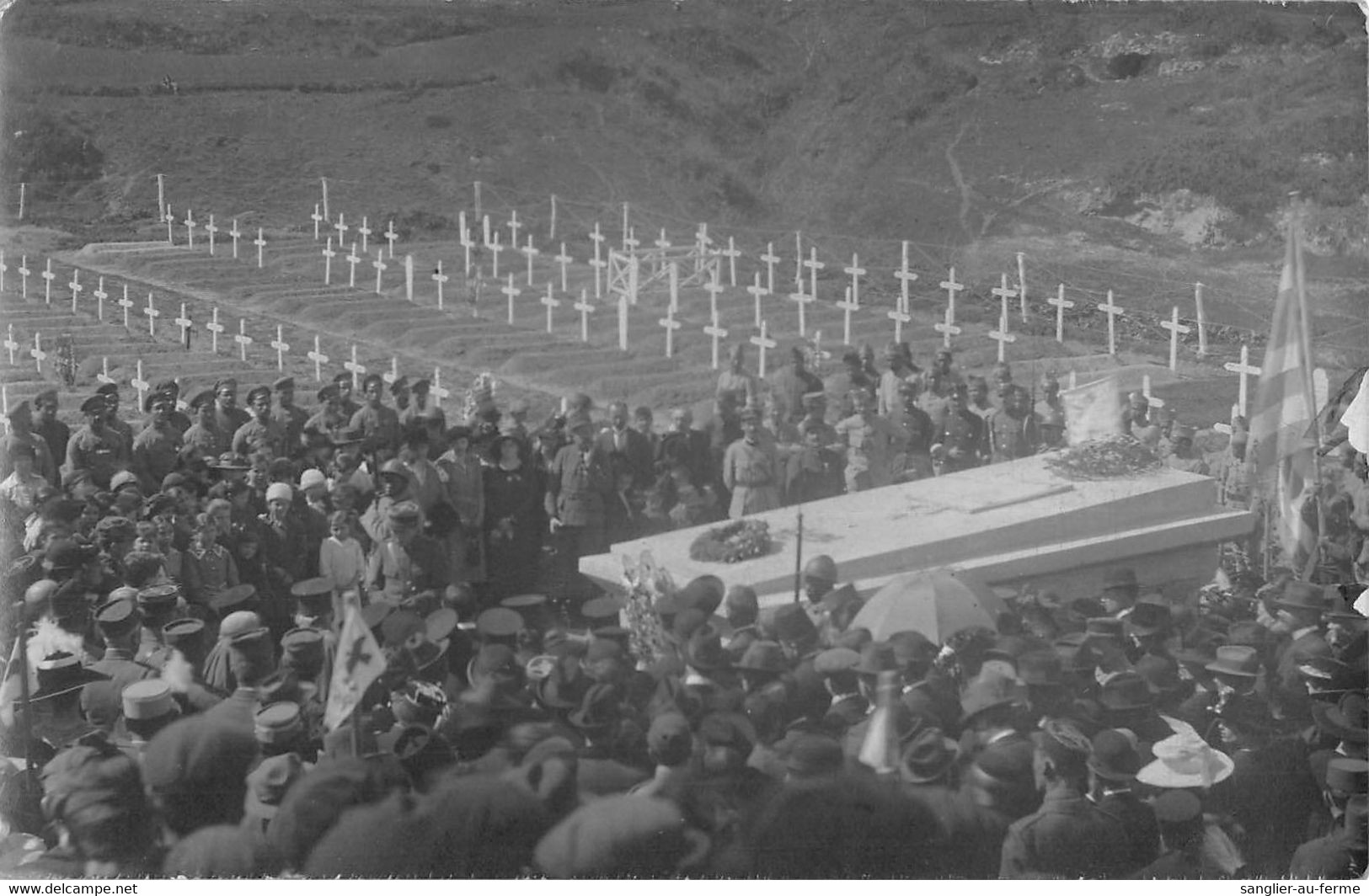 CPA MACEDOINE VELES 1919 MONUMENT AUX MORTS INAUGURATION (cliché N°1 - North Macedonia