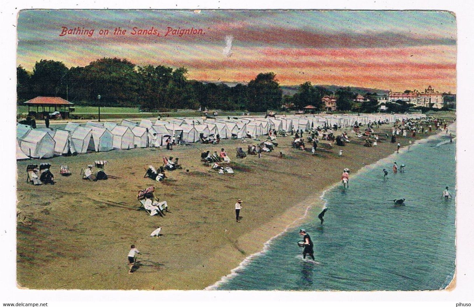 UK-3588   PAIGNTON : Bathing On Teh Sands - Paignton