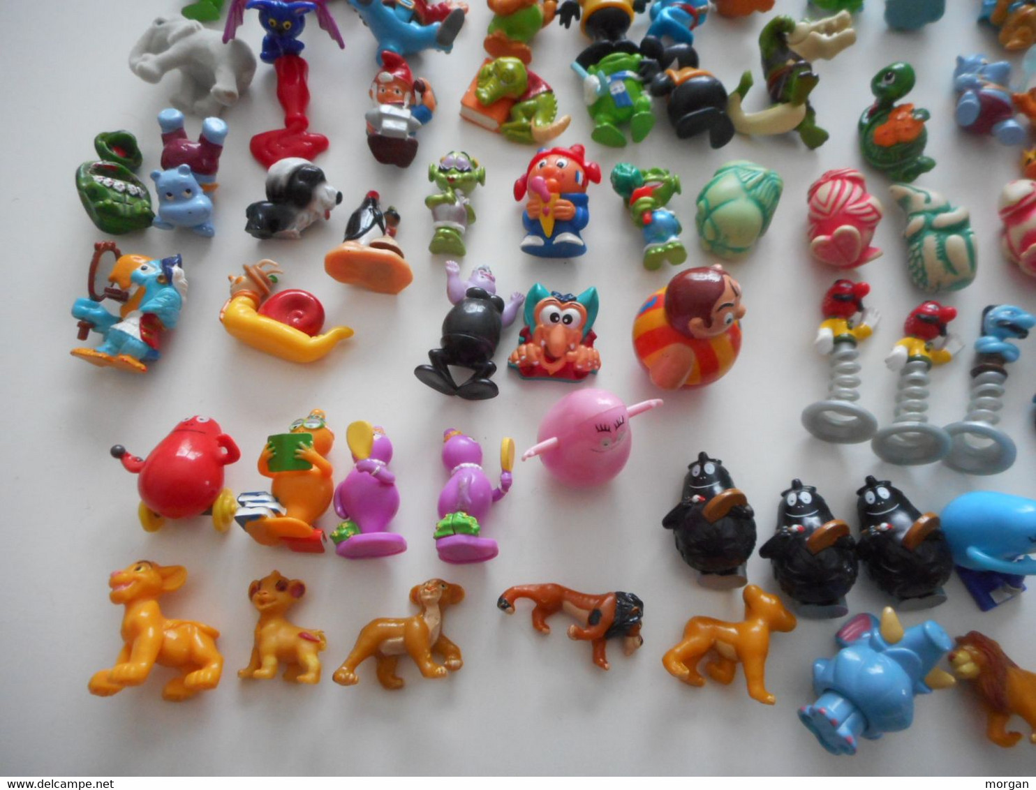 KINDER, GROS LOT FIGURINES ANCIENNES, 1,5 KG, SERIES VINTAGE 8 SCANS - Komplettsets