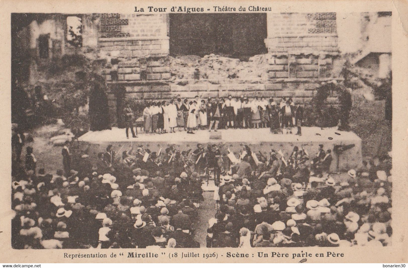 CPA 84  LA TOUR D'AIGUES THEATRE DU CHATEAU REPRESENTATION MIREILLE 1926  UN PERE - La Tour D'Aigues