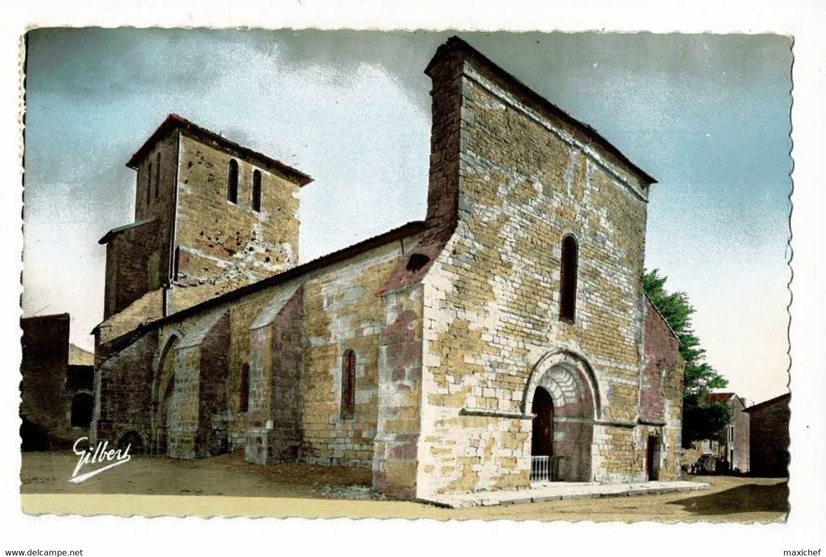 Villefagnan - L'Eglise XIIe Siècle - Circulé 1974, Restes De Collage Au Verso - Villefagnan