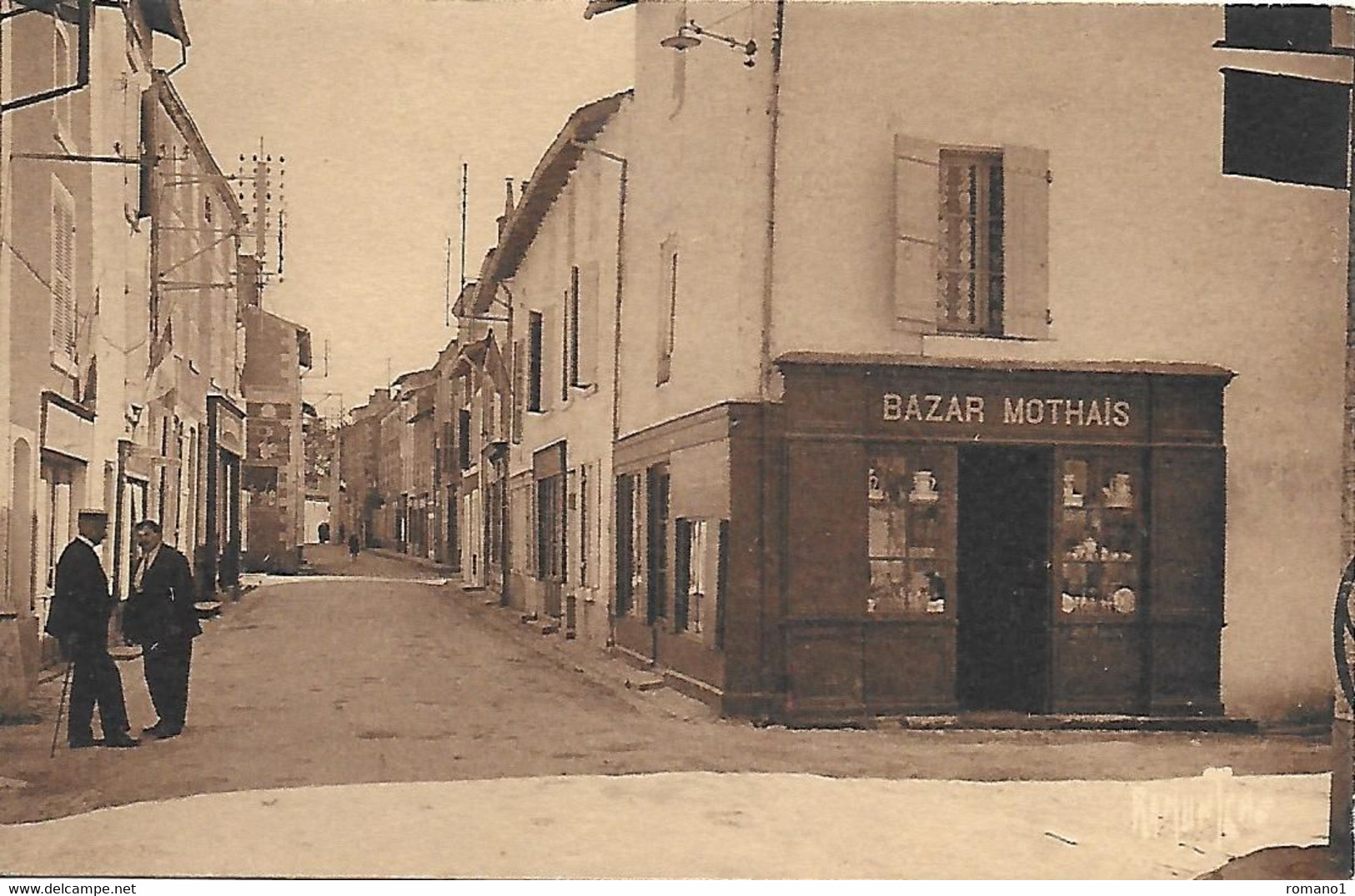 79)   LA  MOTHE SAINT HERAYE   (  Bazar  MOTHAIS  ) - La Mothe Saint Heray