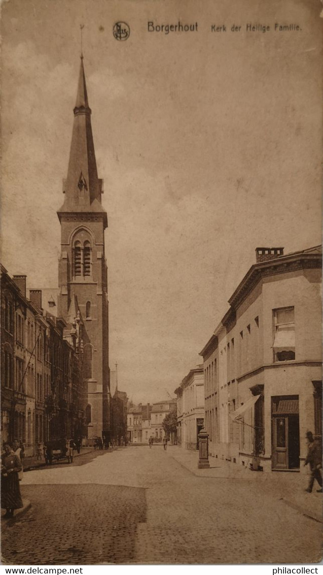 Borgerhout  (Antwerpen) Kerk Der Heilige Familie (straatzicht) 1930 Vlekkig - Antwerpen