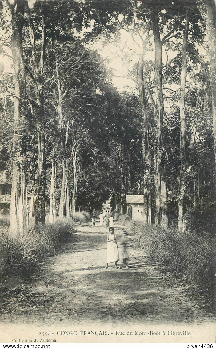 CONGO FRANCAIS - RUE Du MONT BOET à LIBREVILLE - TRES BON ETAT - French Congo