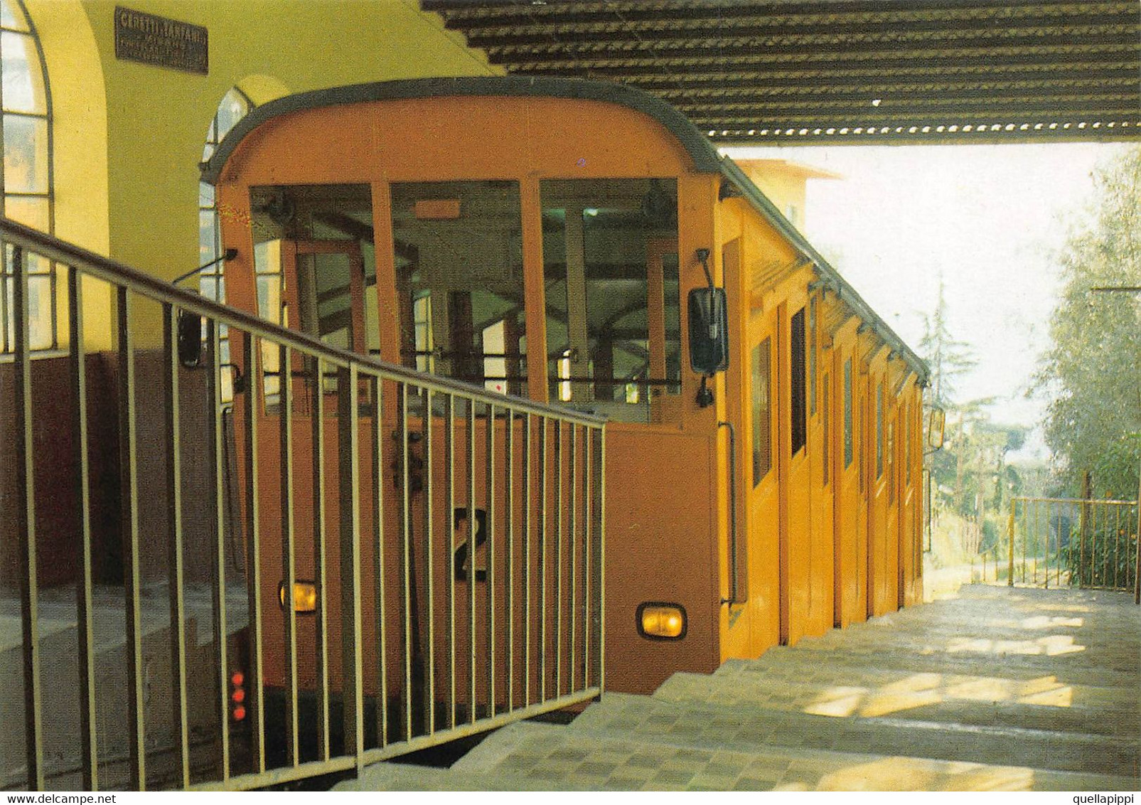 012616 "FUNICOLARE DI MERGELLINA-CABINA NR 2 NELLA STAZIONE A MONTE-SFONDO BAIA DI NAPOLI - 1985"  CART NON SPED - Funicular Railway