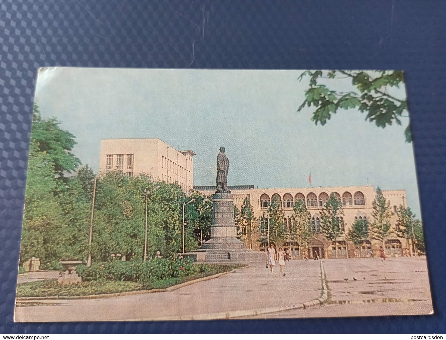 Chechnya. Capital Groznyi. LENIN SQUARE WITH MONUMENT. 1985  -rare Edition - Chechnya