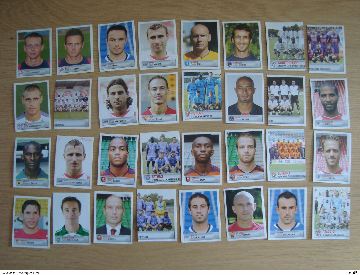 LOT DE 51 VIGNETTES PANINI FOOT 2007 - Franse Uitgave