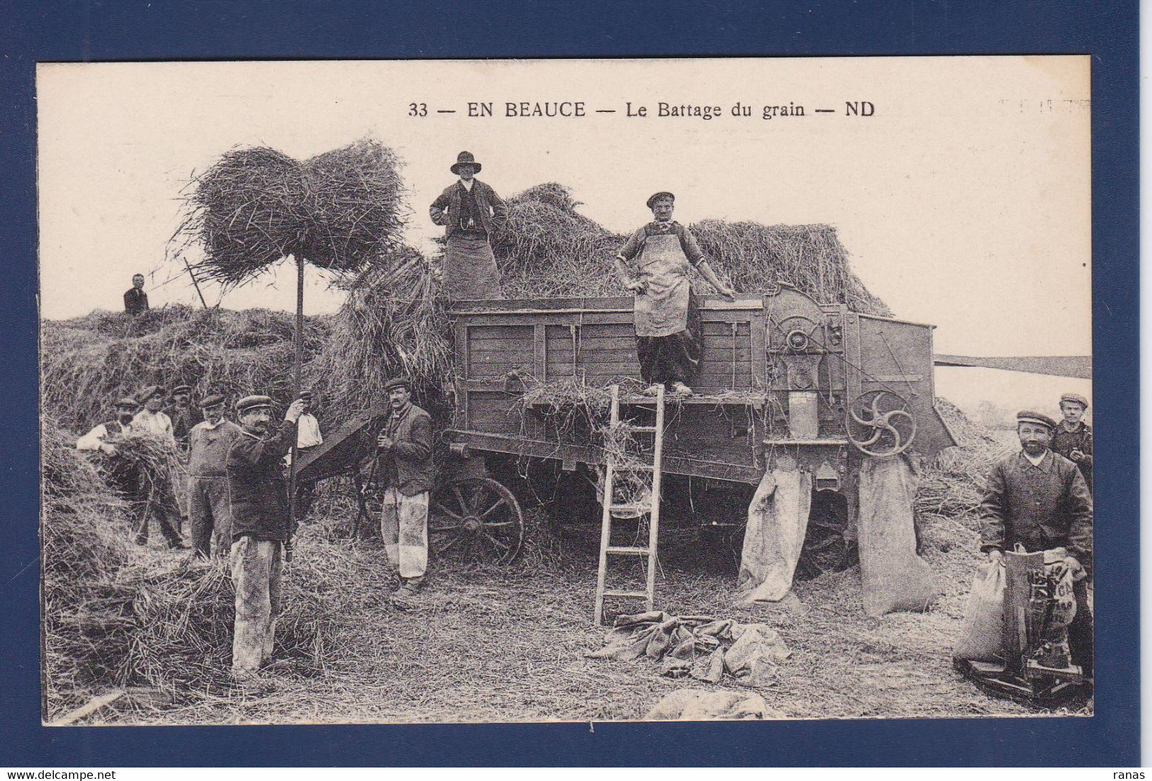 CPA En Beauce Batteuse Battage  Non Circulé - Centre-Val De Loire