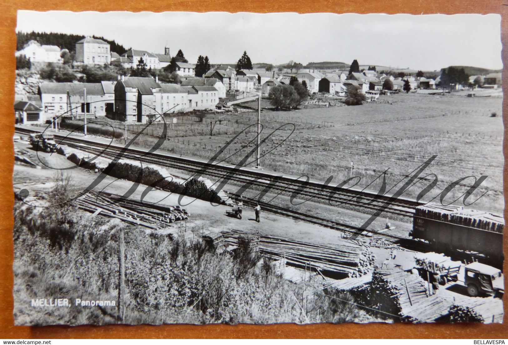 Mellier. Panorama. - Léglise