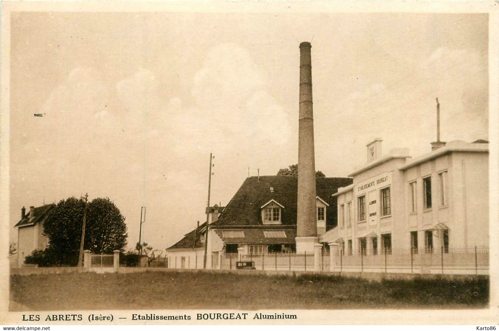 Les Abrets * Usine établissements BOURGEAT Aluminium * Industrie Cheminée - Les Abrets