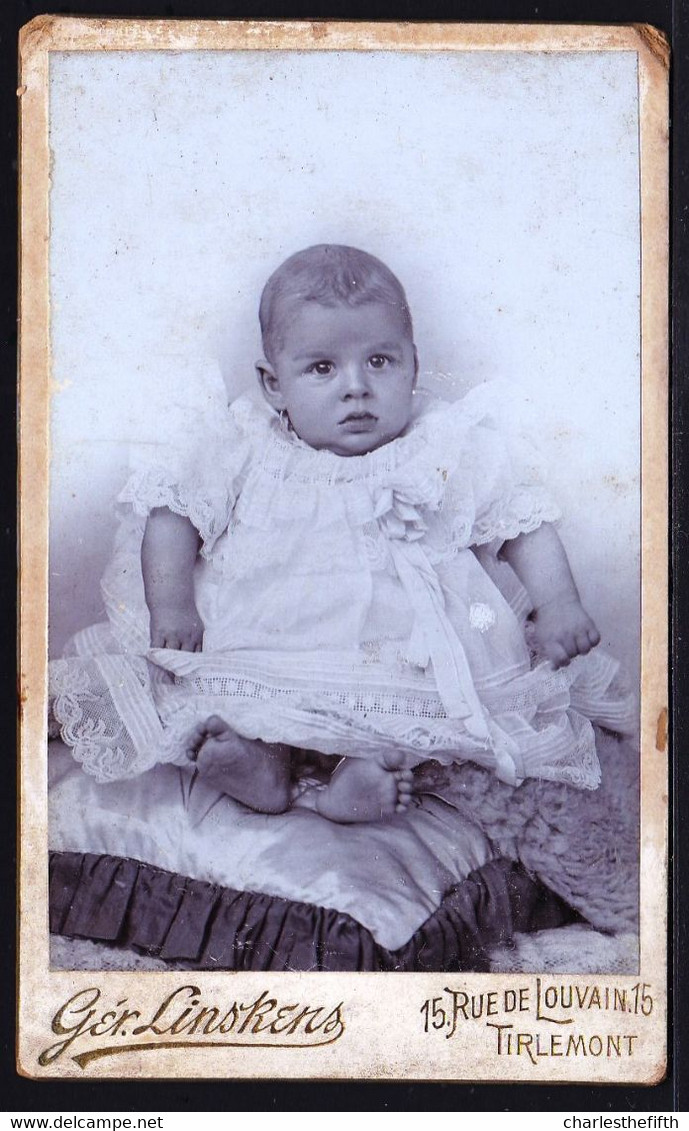 VIEILLE PHOTO CDV  - BEBE - DENTELLES - BABY - PHOTO LINSKENS TIRLEMONT - TIENEN - Old (before 1900)