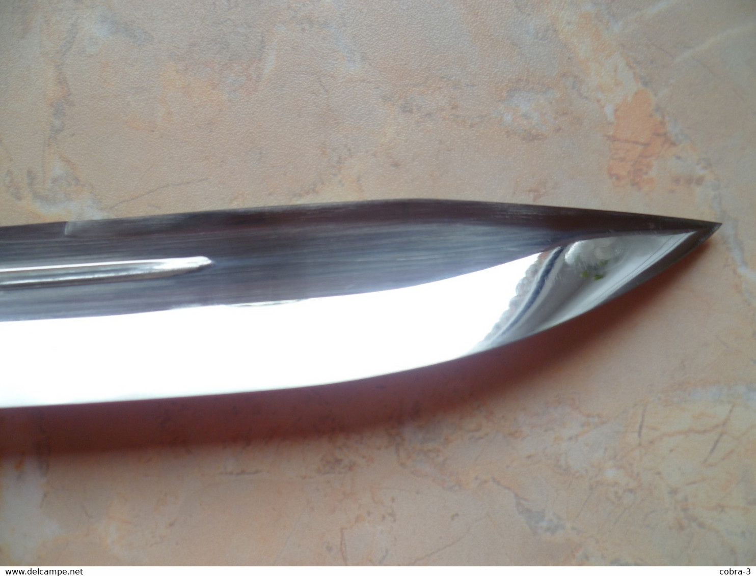 Couteau Réaliser Par Un Forgeron De La Région - Knives/Swords