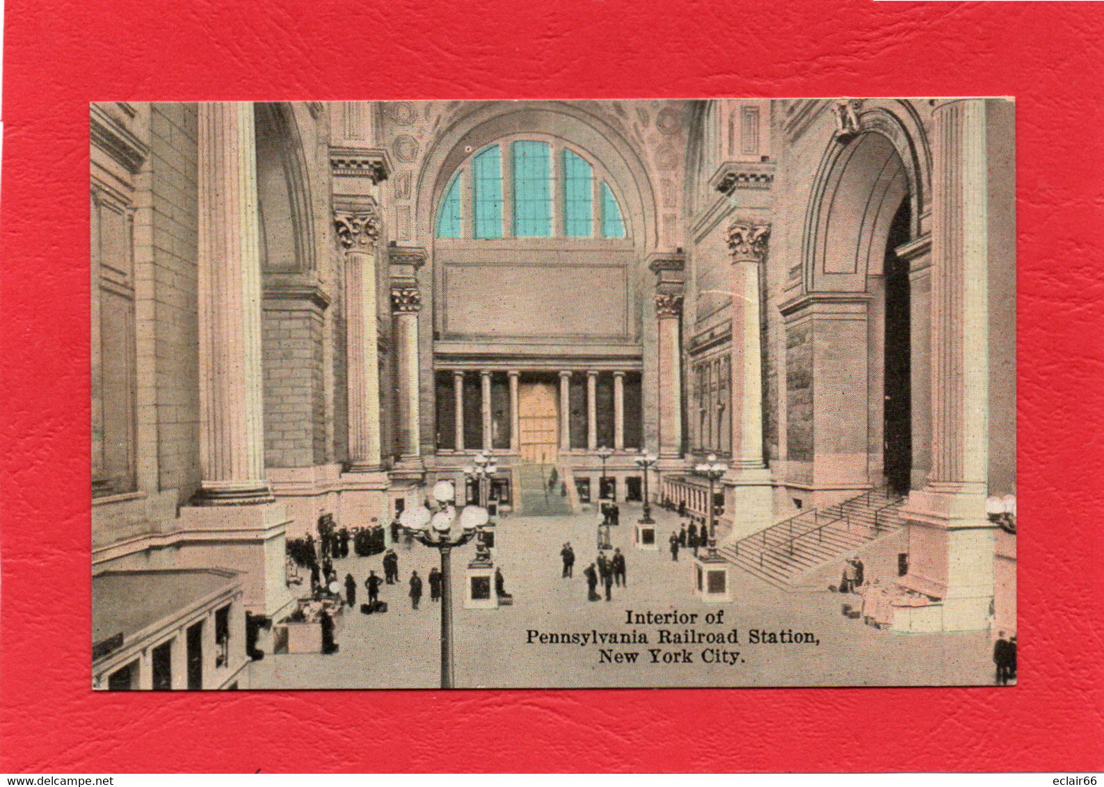 INTERIOR OF PENNSYLVANIA RAILROAD STATION NEW YORK CITY  ,animation CPA Année 1930 N°80 - Grand Central Terminal