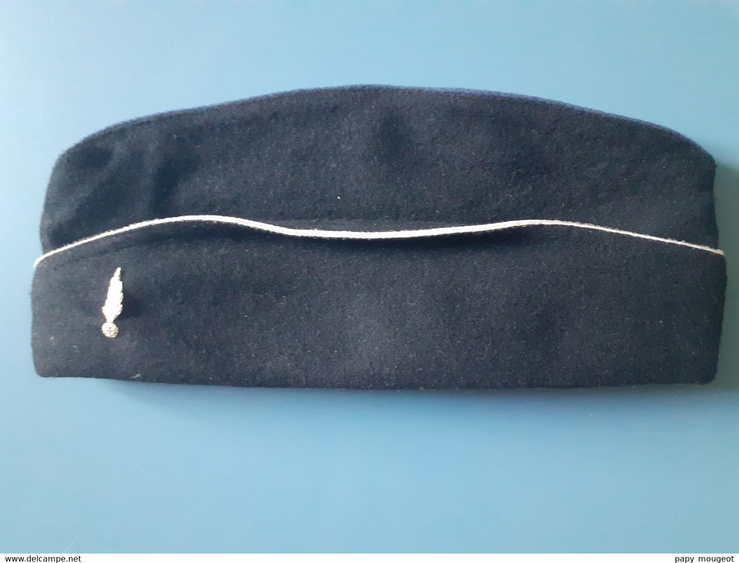 Bonnet De Police Avec Insigne Métallique - Taille 57 - Années 1980 - Police & Gendarmerie