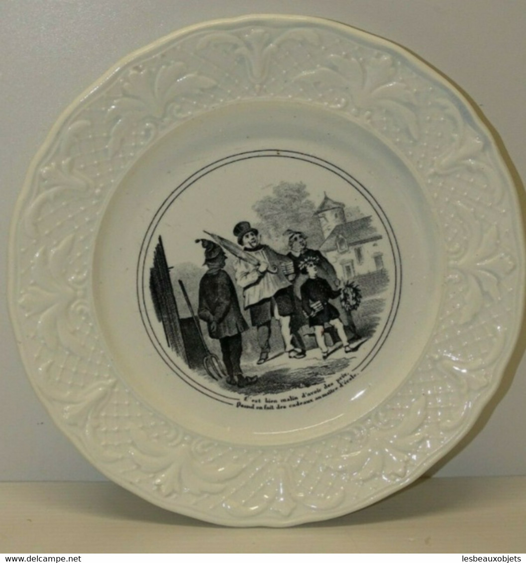 ANCIENNE ASSIETTE PARLANTE CERAMIQUE JULES VIEILLARD BX Maître D'Ecole XIXe Déco - Bordeaux (FRA)