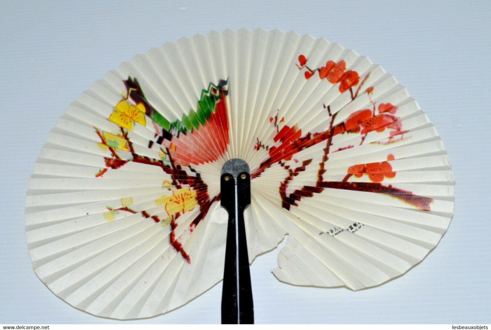 ANCIEN EVENTAIL PAPIER PLIABLE République De CHINE Collection Réf 23061611-84 Collection Déco Vitrine - Fans