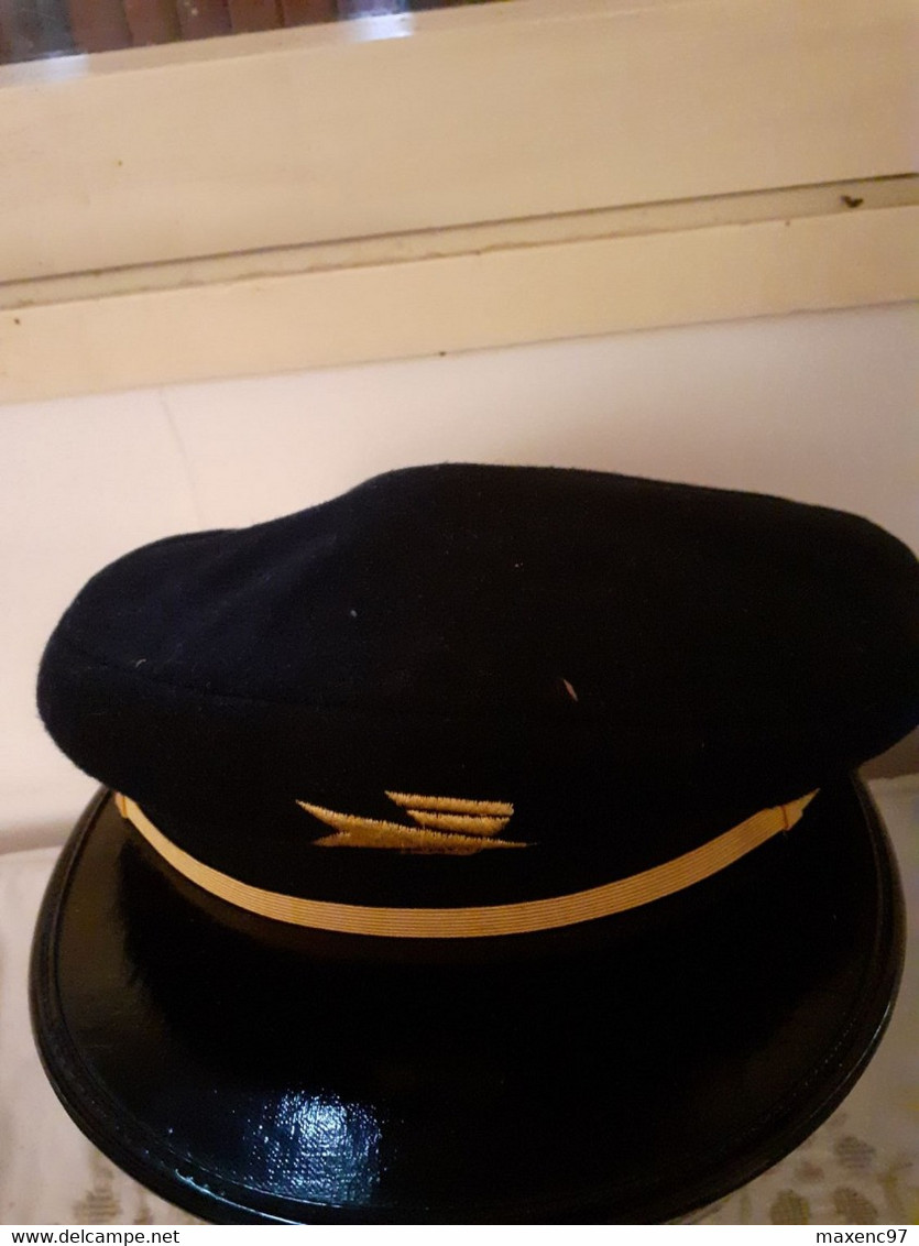 Casquette De Facteur De La Poste En Drap  1963 Taille 56 - Uniformes