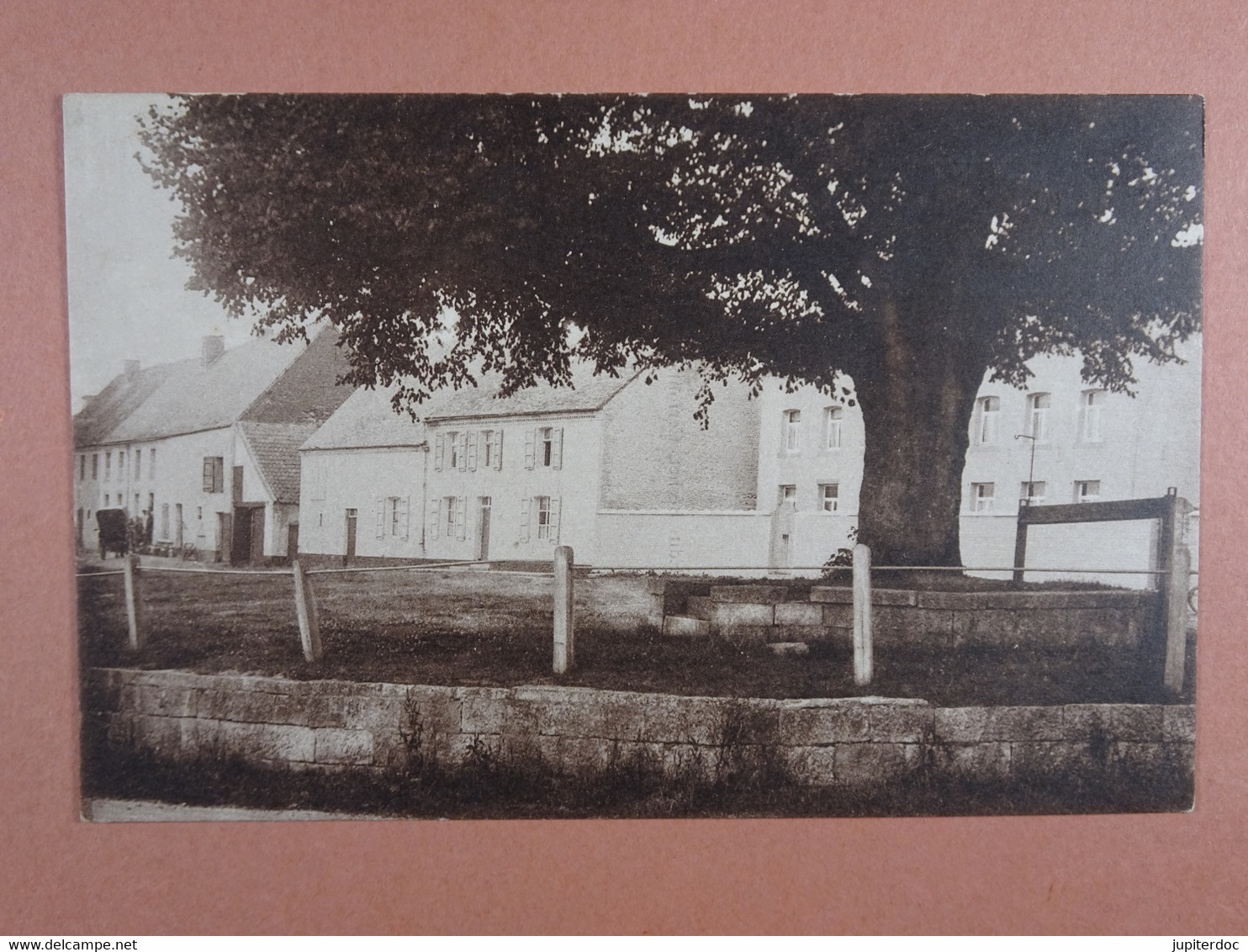 Montbliart Grand Place Les écoles - Sivry-Rance