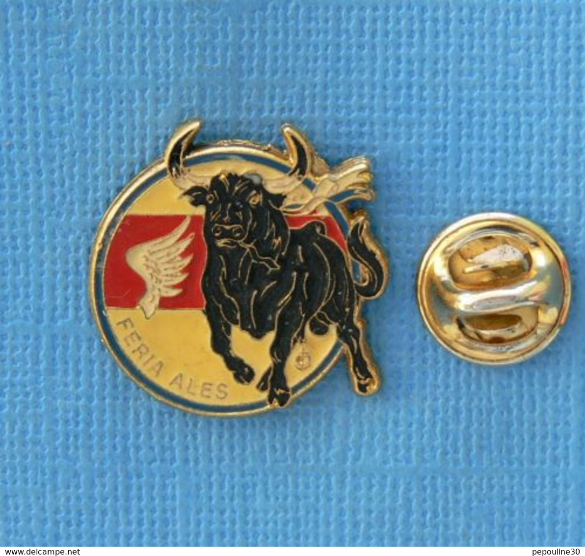 1 PIN'S //  ** ALES / OCCITANIE / FÉRIA De L'ASCENSION '92 ** . (Atlanti's) - Bullfight - Corrida