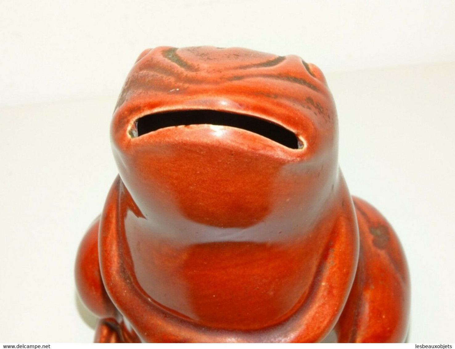 ANCIENNE TIRELIRE A CASSER GRENOUILLE ROUGE SAINT CLEMENT COLLECTION FROG