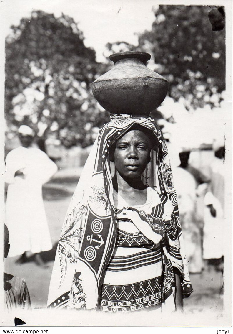 Photo Madagascar, Femme Sakalava, Format 12/18 - Afrique