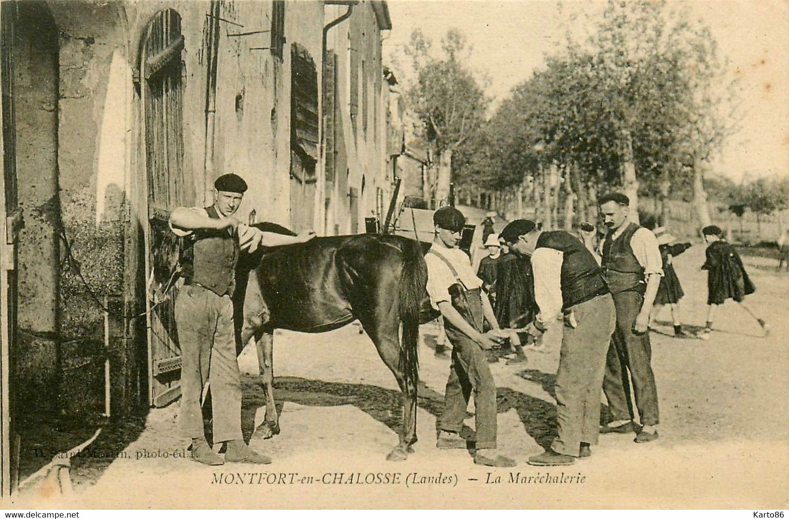 Montfort En Chalosse * La Maréchalerie * Maréchal Ferrant * Artisan Type Personnage Métier - Castets