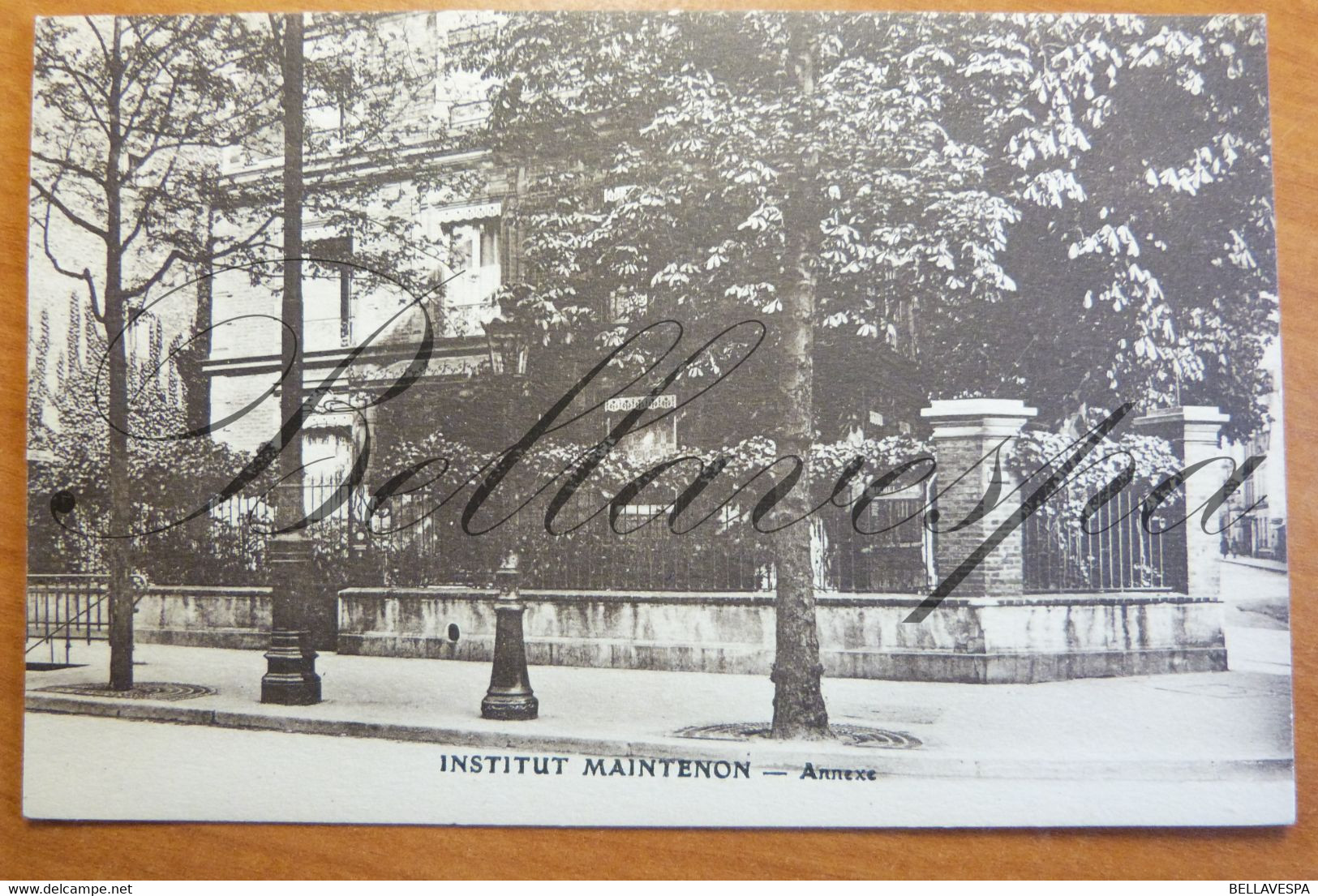 Paris D75. Institut Maintenon; Annexe. - District 16