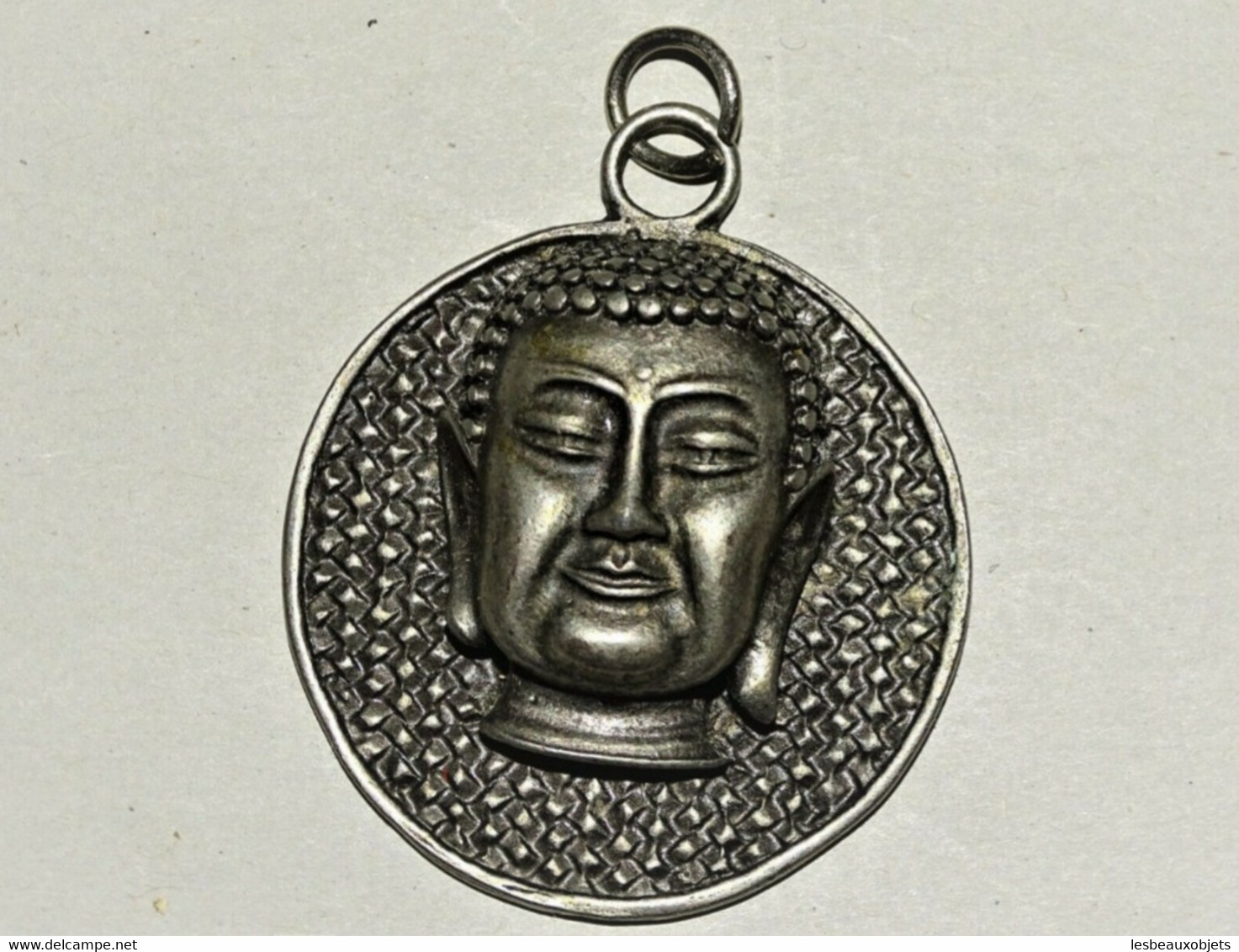 MEDAILLON ROND TETE De BOUDDHA ALLIAGE à Définir Bijou Fantaisie XXe Sans Chaîne - Pendentifs