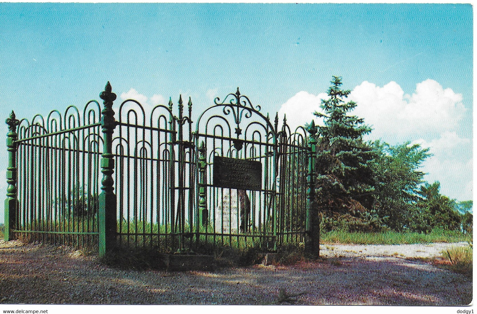 JOHNNY APPLESEED GRAVE, FORT WAYNE, INDIANA, UNITED STATES. UNUSED POSTCARD   Ps7 - Fort Wayne